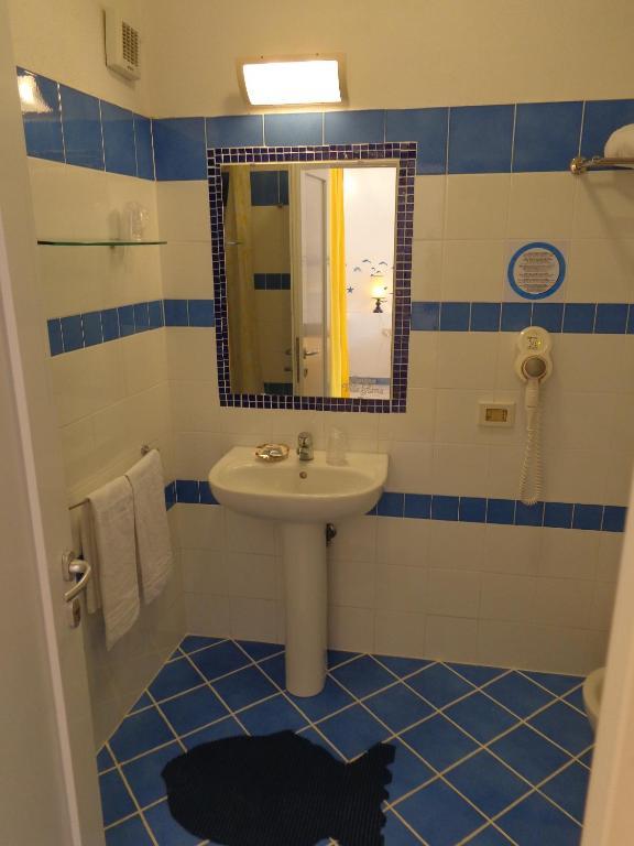 Villa Flavia - Adults Only ปอนซา ห้อง รูปภาพ